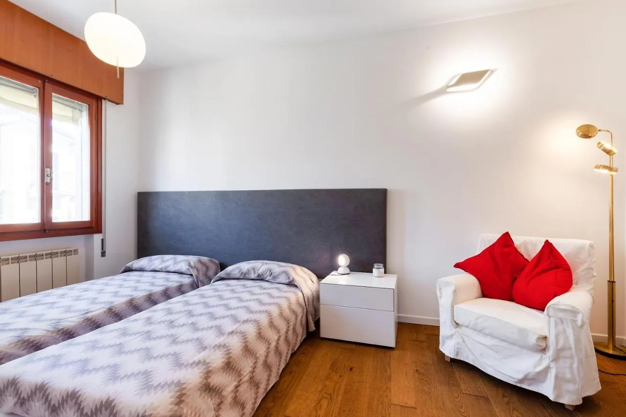 Venice Lido Wonderful Apartment With Terrace 威尼斯丽都